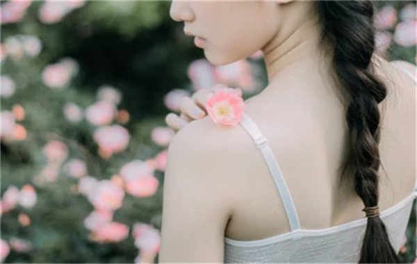 阿拉善香港胎儿多大能鉴定性别(香港抽血验男女预约) 阿拉善香港胎儿多大能鉴定性别(香港抽血验男女预约)
